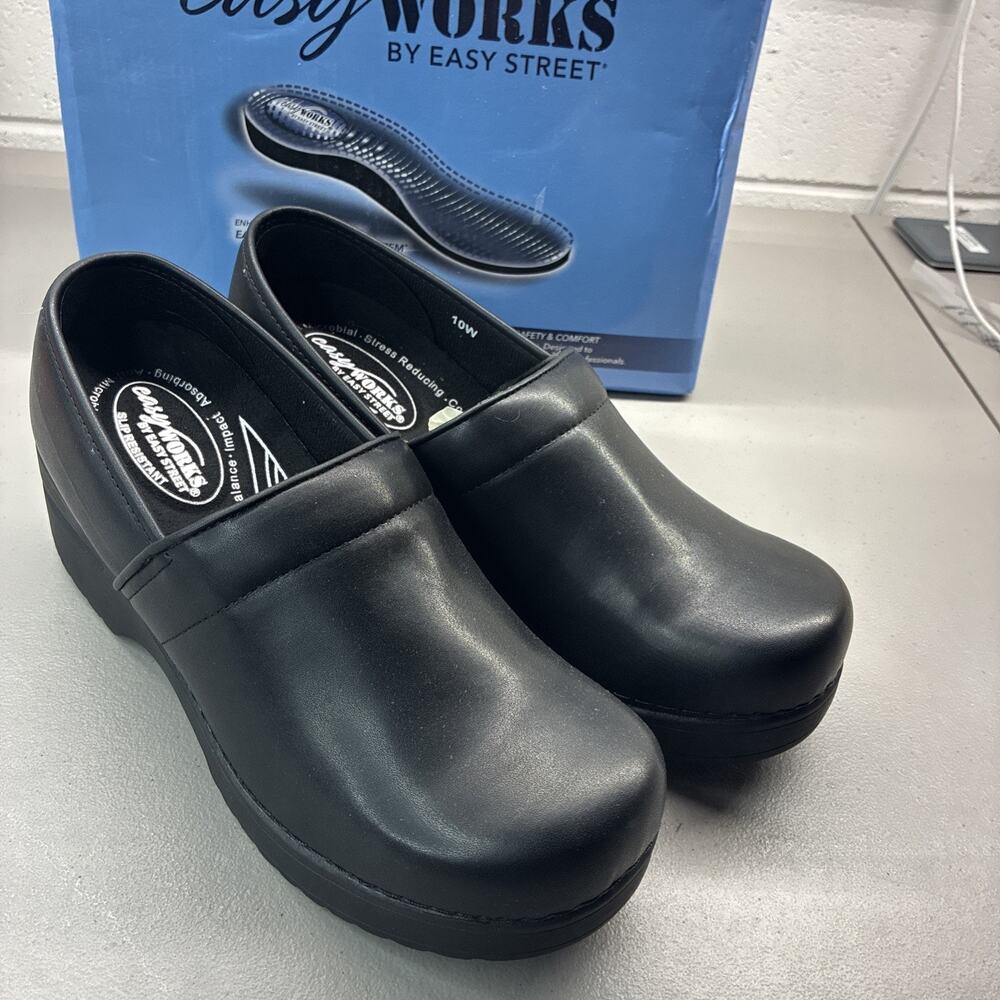 Easy Works by Easy Street Women's Lyndee Black Slip-Resistant NEW Size 10 Clogs